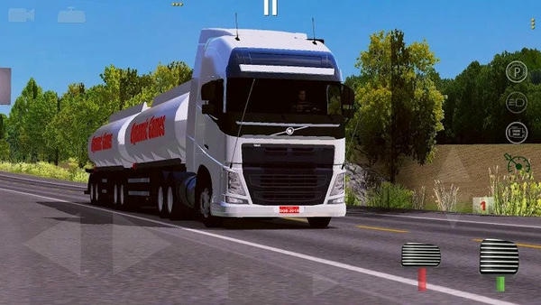 世界卡车驾驶模拟器手游 v1.359 安卓版 1