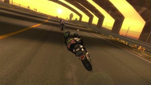 真实摩托破解版(Real Moto) v1.0.222 安卓版 2